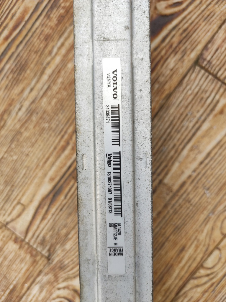 фото №13, Volvo v60 1.6 d2 13r- интеркулер 31338471