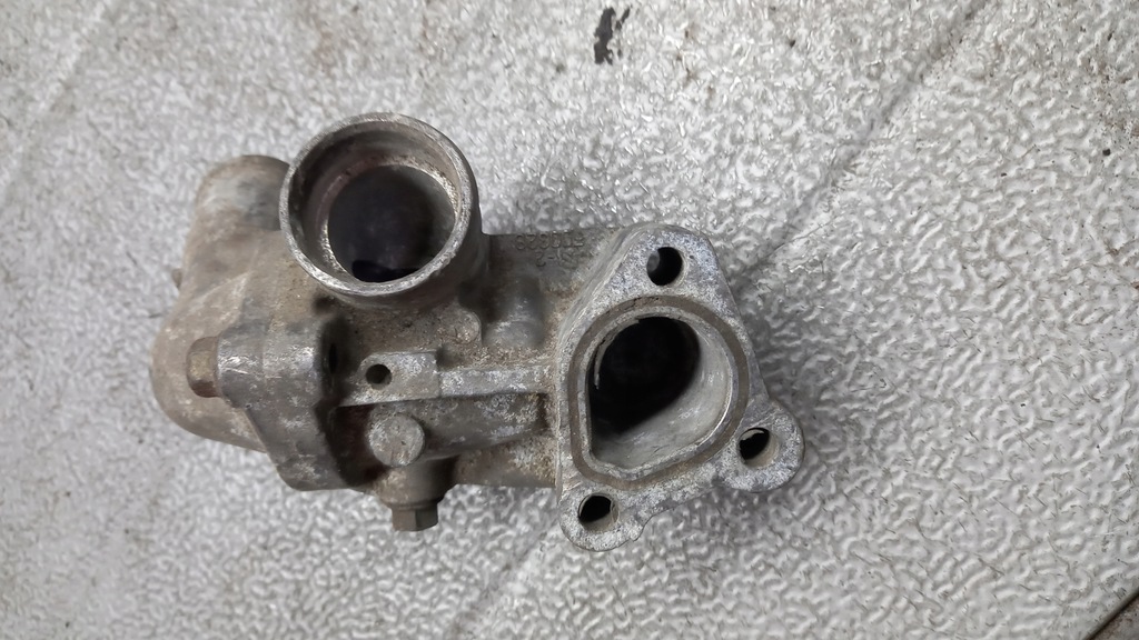 фото №1, Термостат mitsubishi carisma