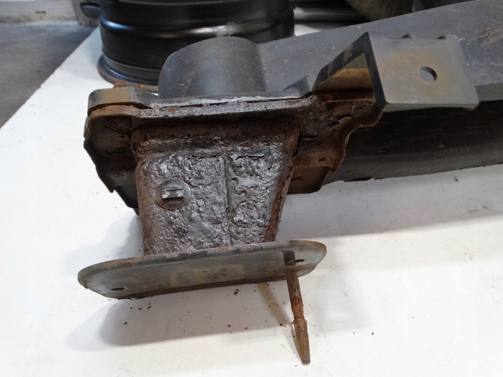 фото №13, Балка бампера задняя усилитель kia carens iv 13-19r.