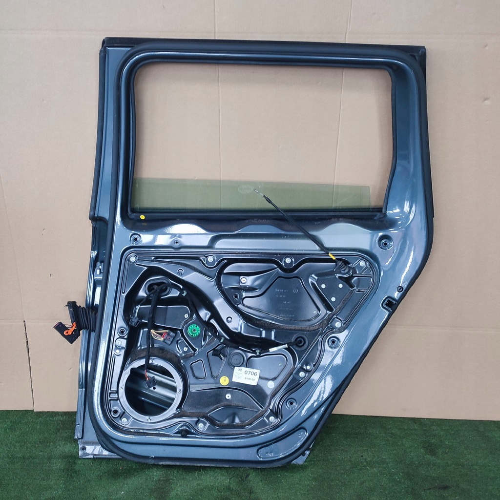 фото №8, Дверь правый задняя vw passat b7 kombi полный