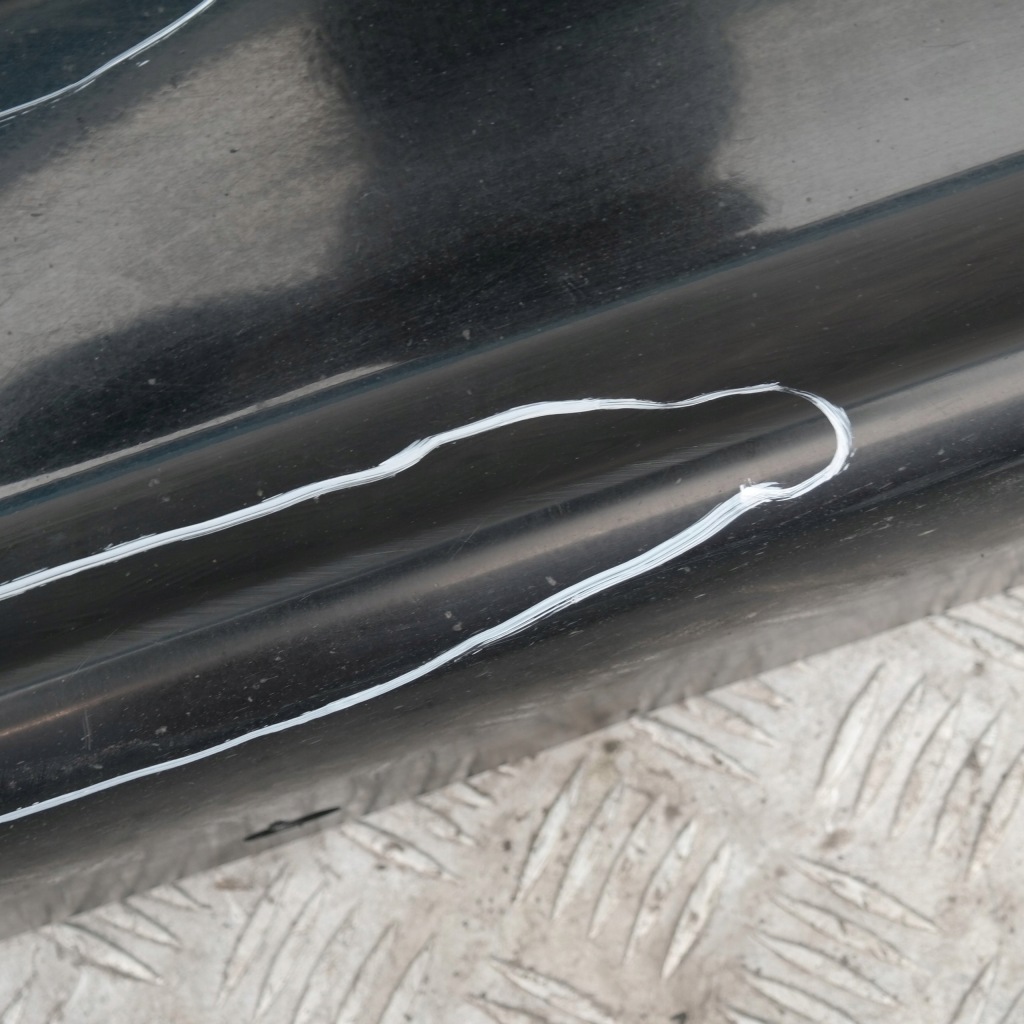 Bmw оригинальный номер 51770032949 накладка порог Цена