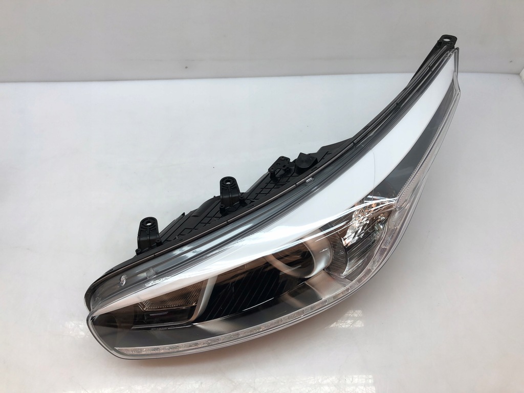 фото №11, Фари kia proceed