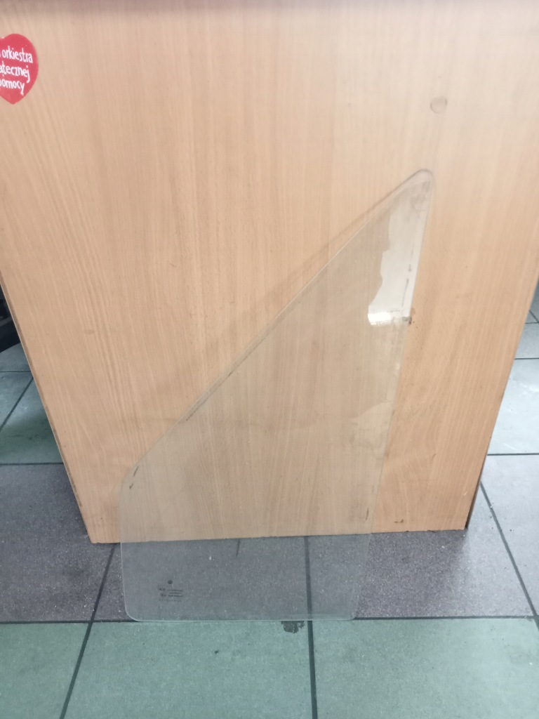 фото №1, Скло двері лівий перед трикутник vw lt35 96-05r