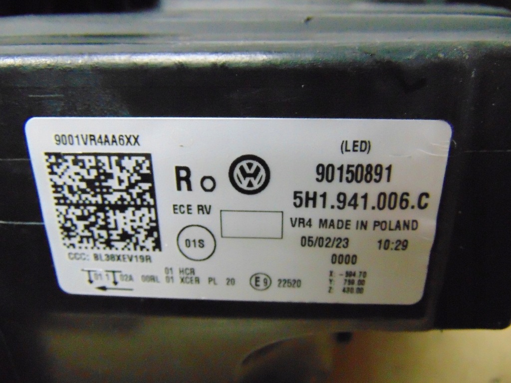 фото №16, Лампа правая перед vw golf viii 8 5h1941006c europa