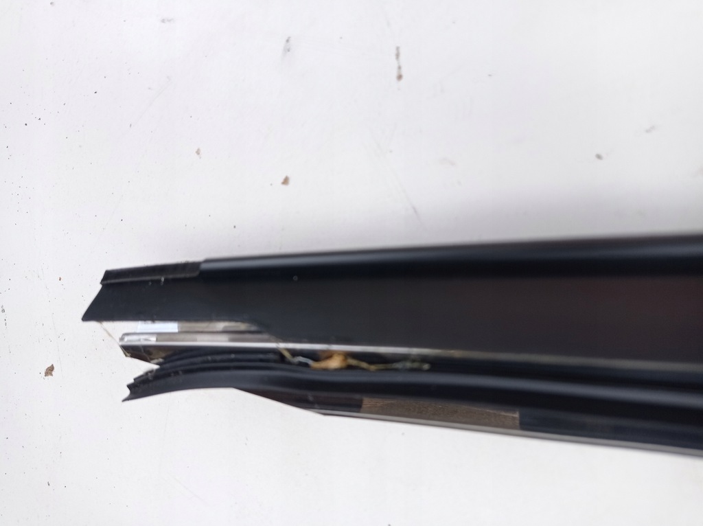 фото №9, Молдинг уплотнитель накладка nissan almera n16