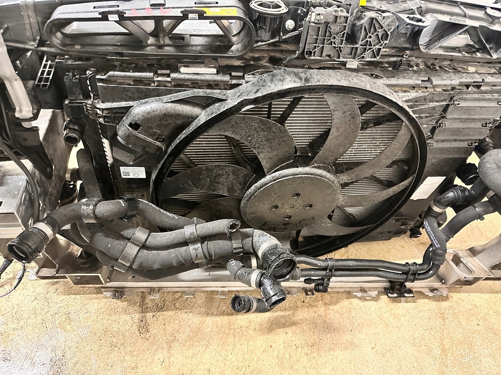 фото №10, Mercedes a-klasa w177 amg multibeam a35 kompletny перед бампер капот t.h