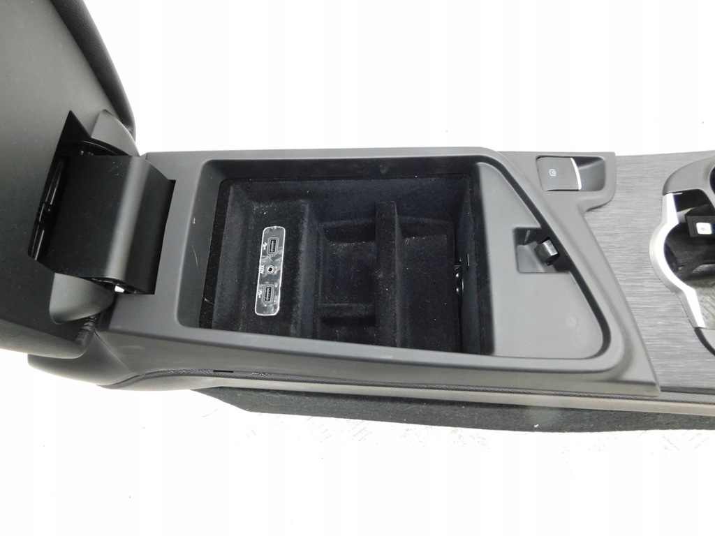 фото №7, Тунель підлокітник зарядний пристрій - alfa romeo stelvio 16-22 eu