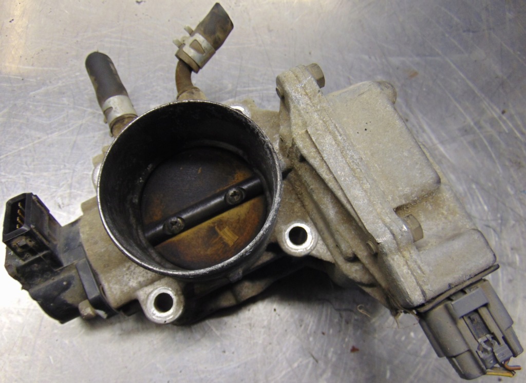 фото №1, Дроссельная заслонка mitsubishi space star 1.8gdi europa