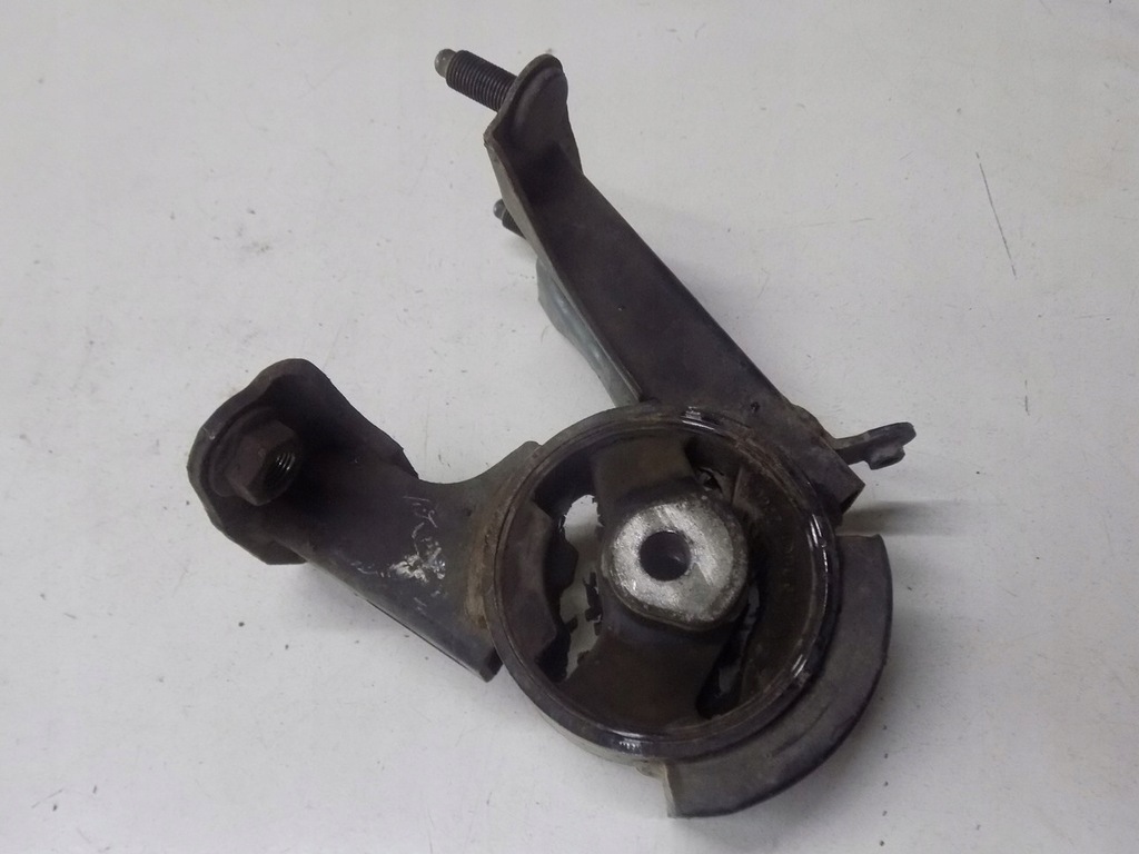 фото №6, Toyota auris i 06-09 1.4 кронштейн подушка кронштейн