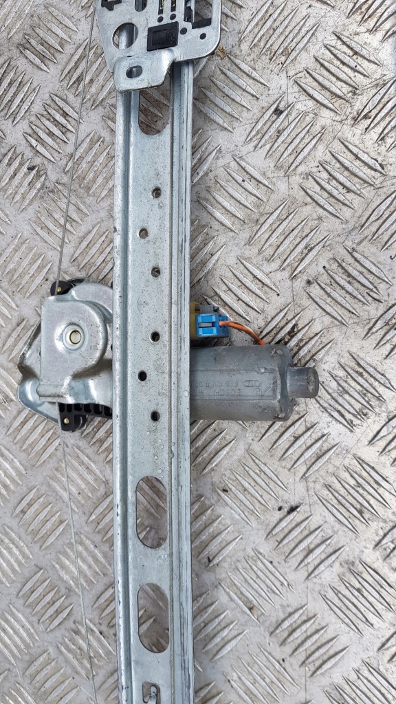 Mercedes 163 ml підйомник скло правий задній Київ