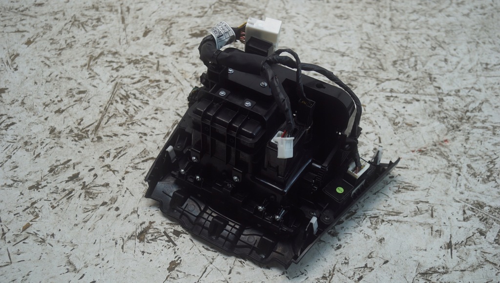 фото №7, Бардачок переключатели hyundai i40 84635-3z600