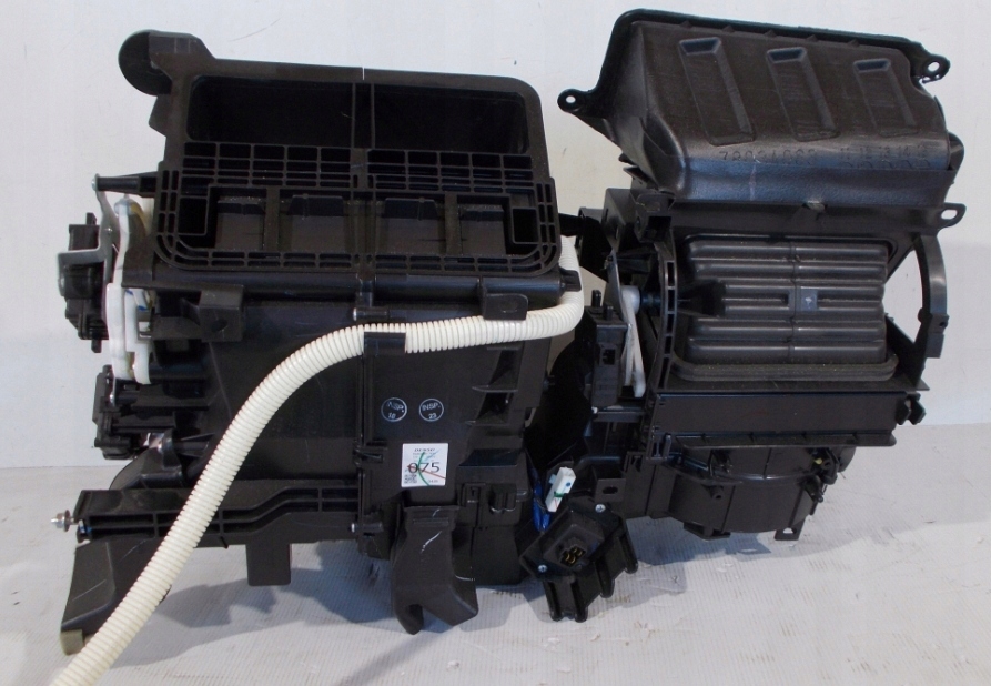 фото №1, Отопитель climatronic автоматическая коробка передач space star ii lift iii 2 2013- 16- 19- 20-