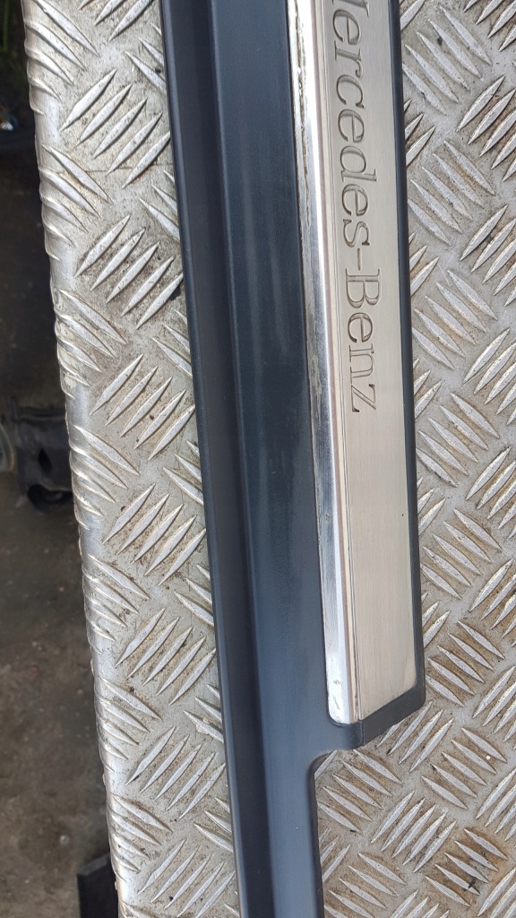 Mercedes w169 молдинг поріг задній задня Доставка