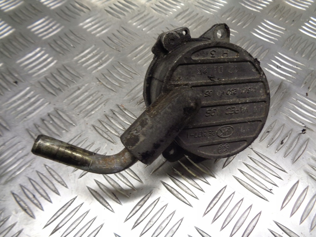 фото №1, Насос вакуум вакуум mercedes w203 a6112300065