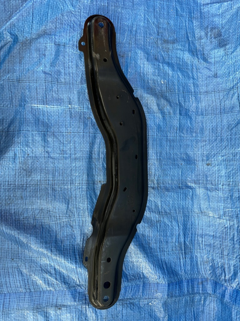 фото №1, Балка нижняя dacia duster ii 1.0 sce 544c46813r