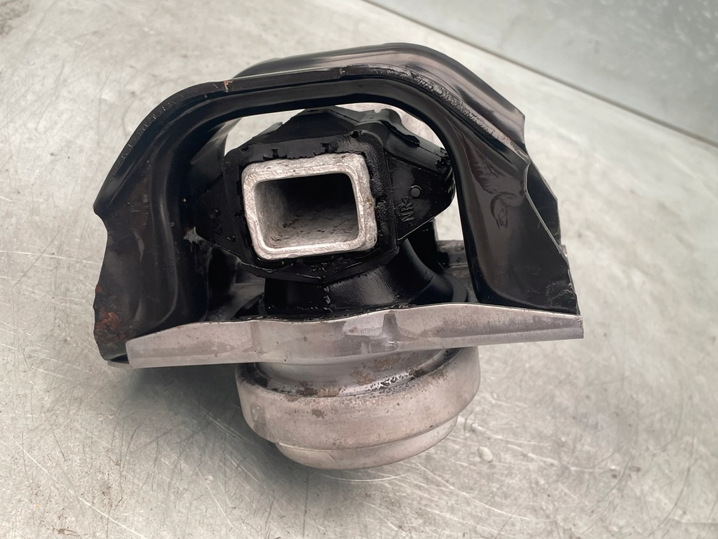 фото №10, Citroen ds5 2011-2015 подушка двигателя 9681855180