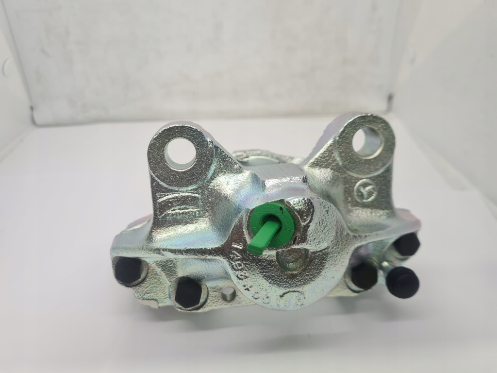 Суппорт задний  правый mercedes w111 c123 s w116 w126 sl Доставка