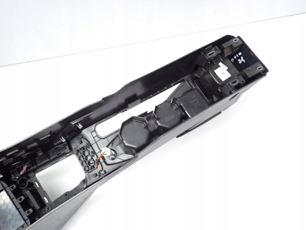 фото №9, Туннель подлокотник europa оригинал 2g1863045b 6f0864207d vw polo 2g vi 21r