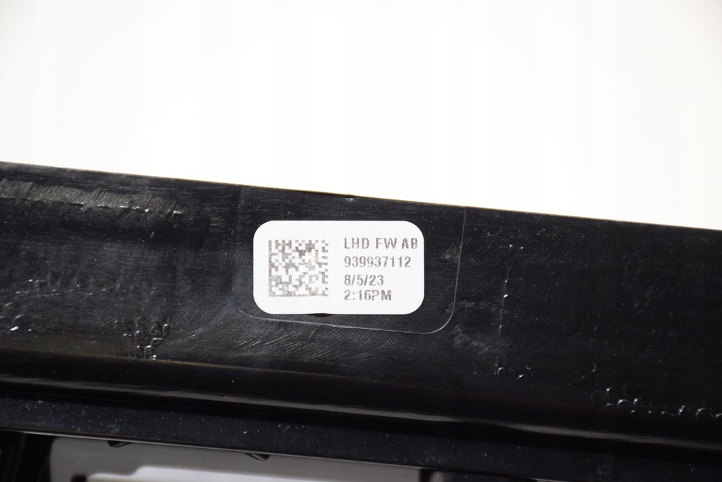 фото №9, Bmw x5 g05 x6 g06 g07 xm g09 правая нижняя защита корпус панели приборной панели