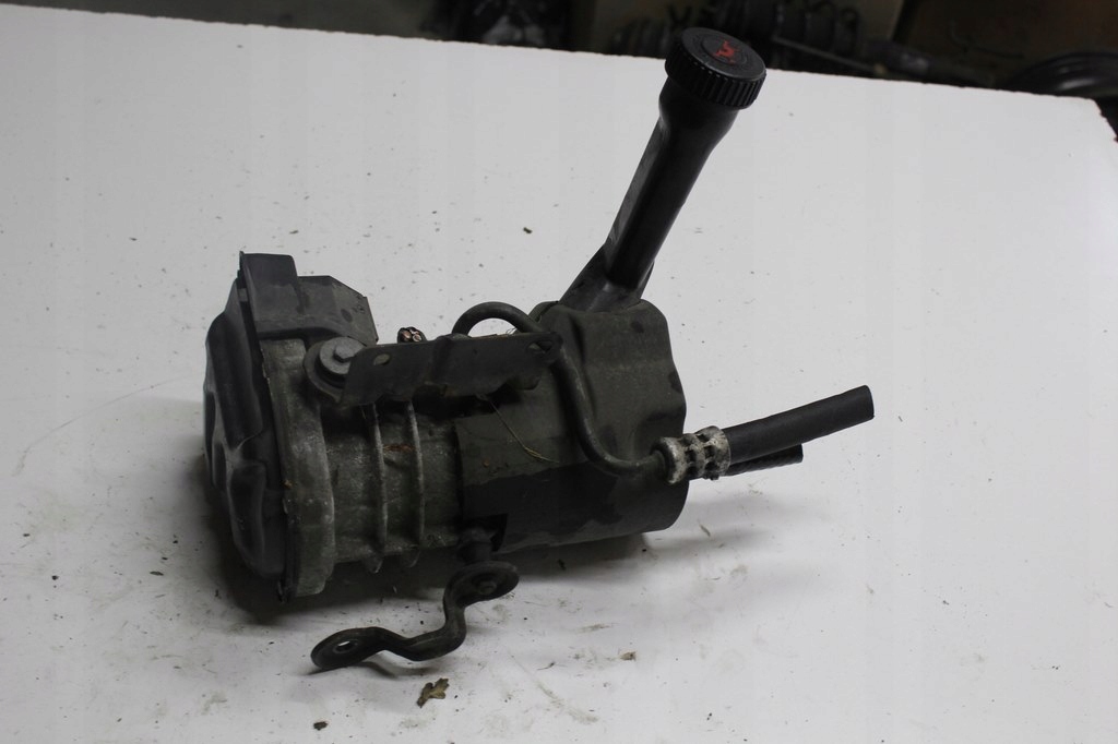 фото №1, C4 grand picasso 07 насос підсилювача