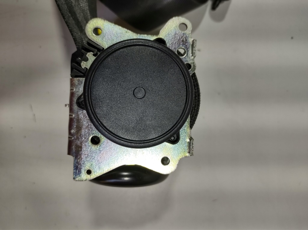 фото №4, Volvo v40 15r - pas безопасности правый перед 31418479