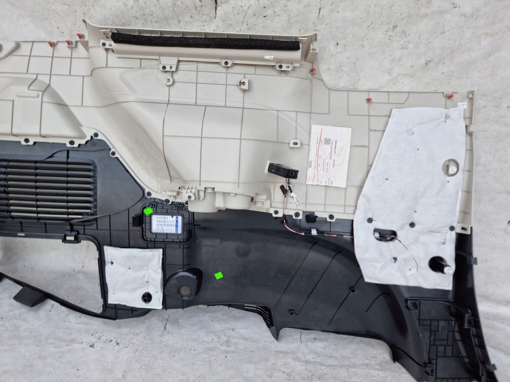 фото №8, Toyota sienna 2.5 hybrid xle обшивка багажника правый 2021-