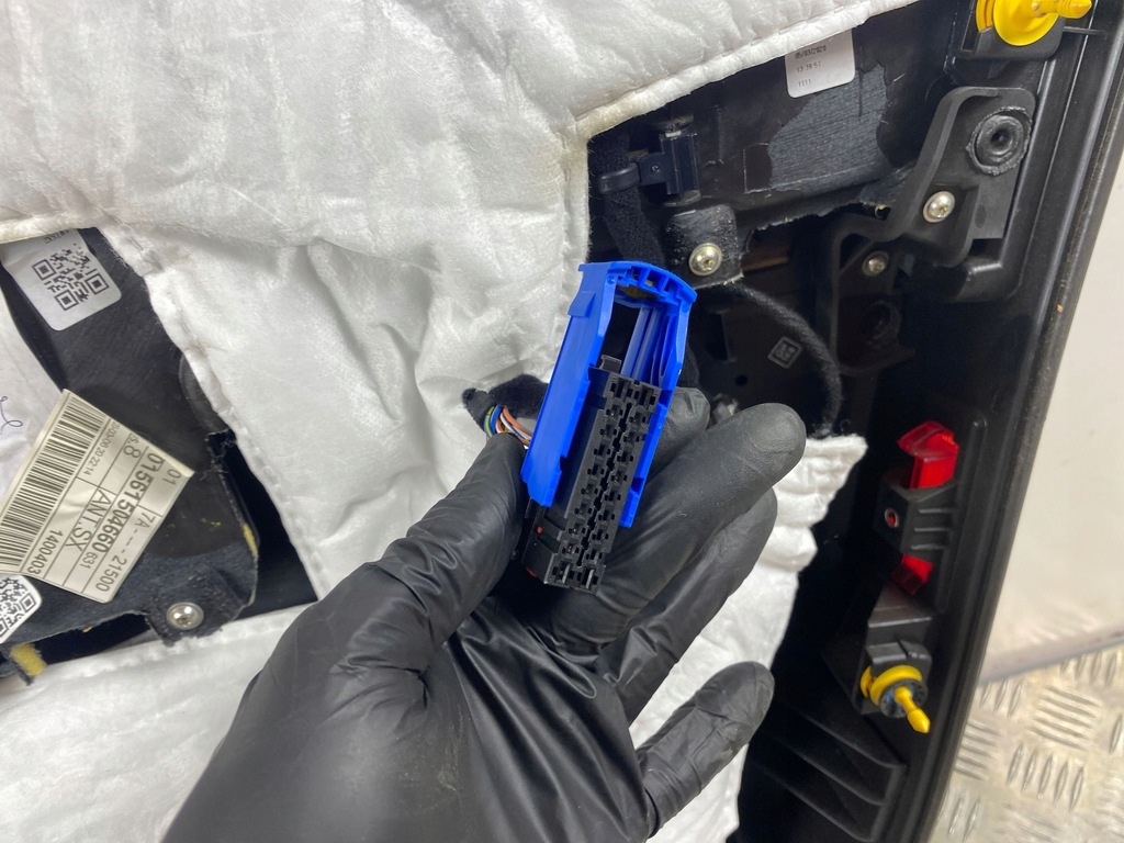 фото №16, 2020 alfa romeo stelvio обшивка двері передніх 530260632010