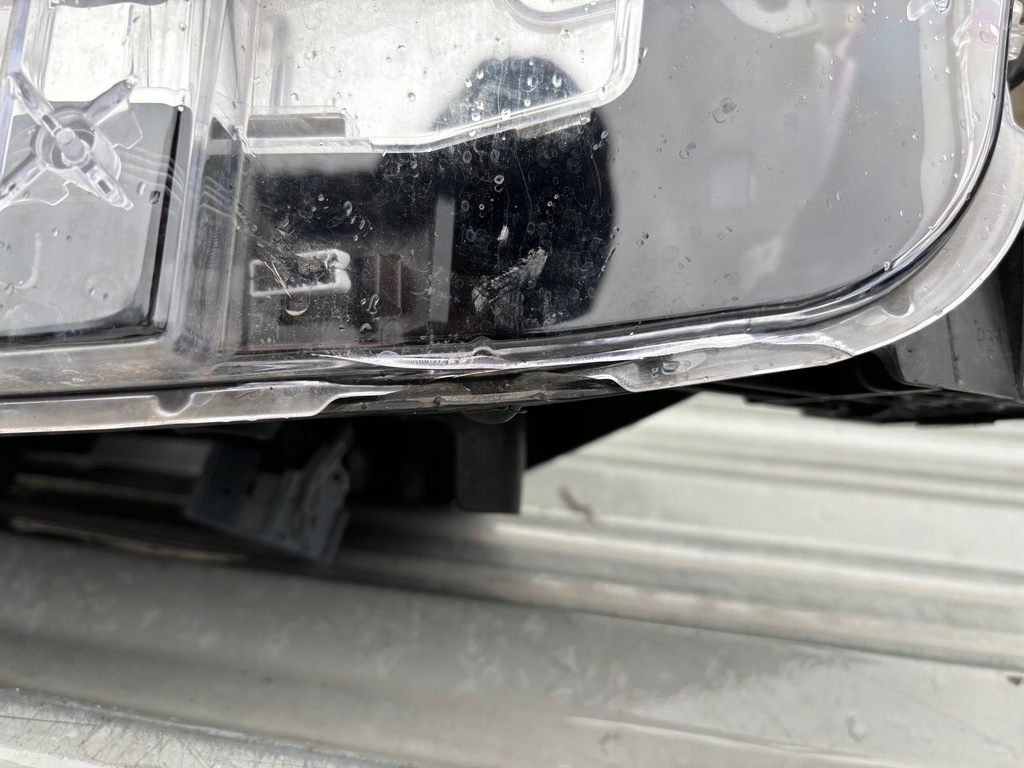 фото №9, Ford mustang mach e лампа передняя правая lj8b13e014bf