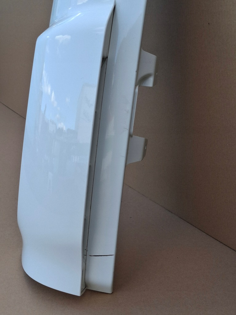 Daf lf euro 6 облицовка уголок кабины левый ветровик белый оригинал 82535067 Киев