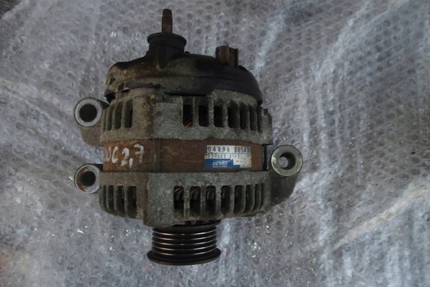 Купити Chrysler 300c 2.7 v6 генератор denso