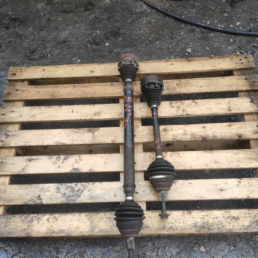 фото №1, Приводной вал левый перед vw golf 6 vi