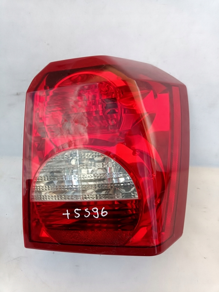 фото №1, Лампа задняя задняя правая dodge caliber hb