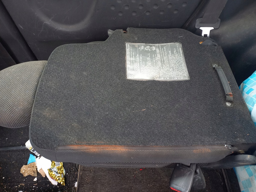 фото №9, Toyota yaris verso сиденье сиденья задняя ii ряд левый правый заднее сиденье