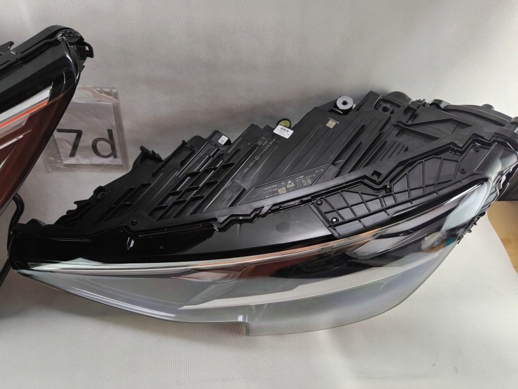 фото №7, Audi q8 lift full led matrix левый фара лампа 4m8941039