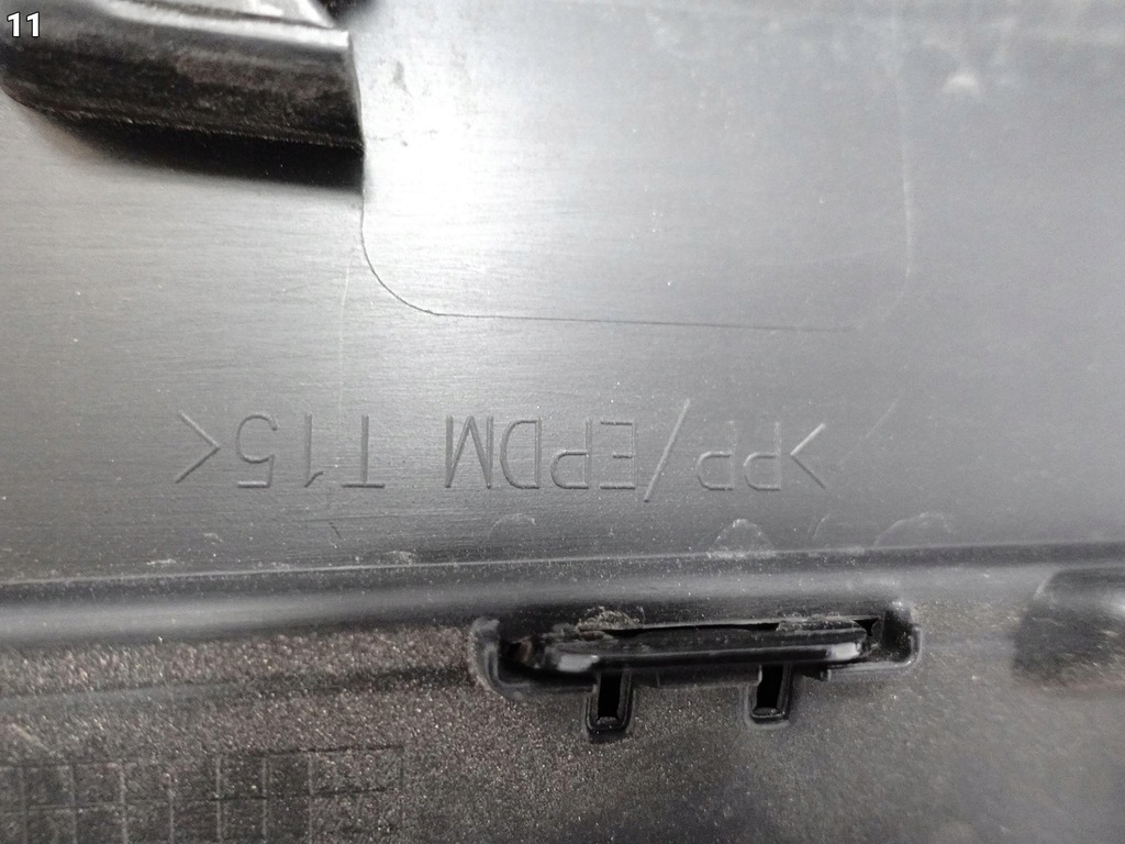 фото №12, Mercedes gla h247 amg 19- нижня молдинг захист двері права задня