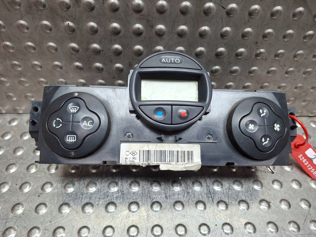 фото №1, Панель кондиционера 8200407123 renault megane ii 2003-