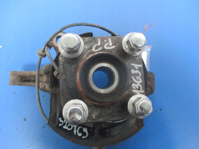 фото №2, Sentra b16 2.0s 141km ступиця права поворотний кулак