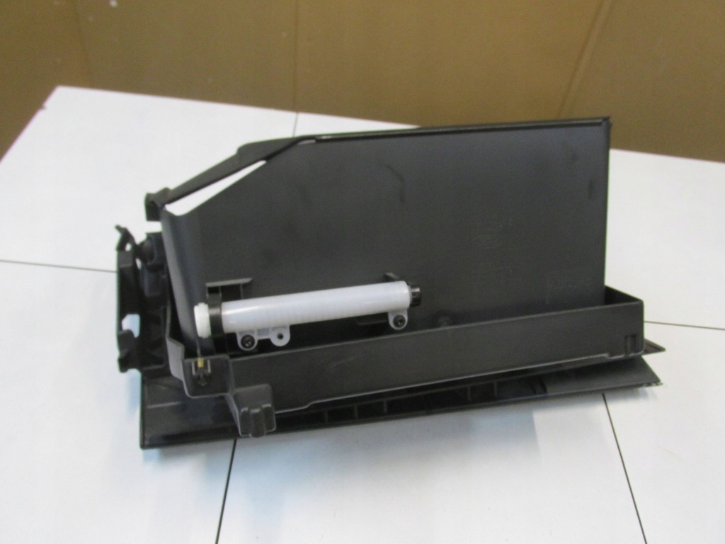 фото №3, Бардачок консоли пассажира focus mk3 lift 2017 rok [135]