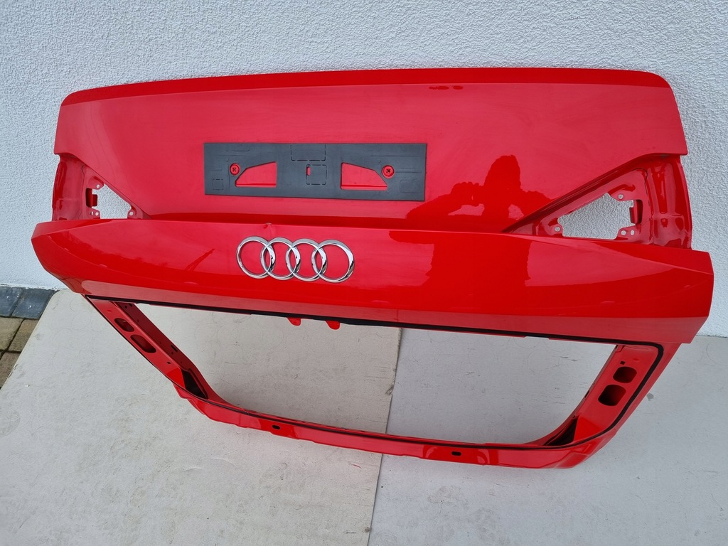 фото №4, Крышка багажника задняя задняя audi a1 82a задняя