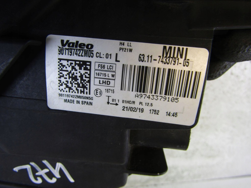 Mini f55 f56 рестайлинг  фара левая перед 7433791 с Разборки