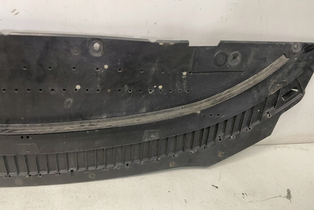 Захист нижня передній бампера audi a7 sportback 4ga, 4gf 4g8807611e Київ