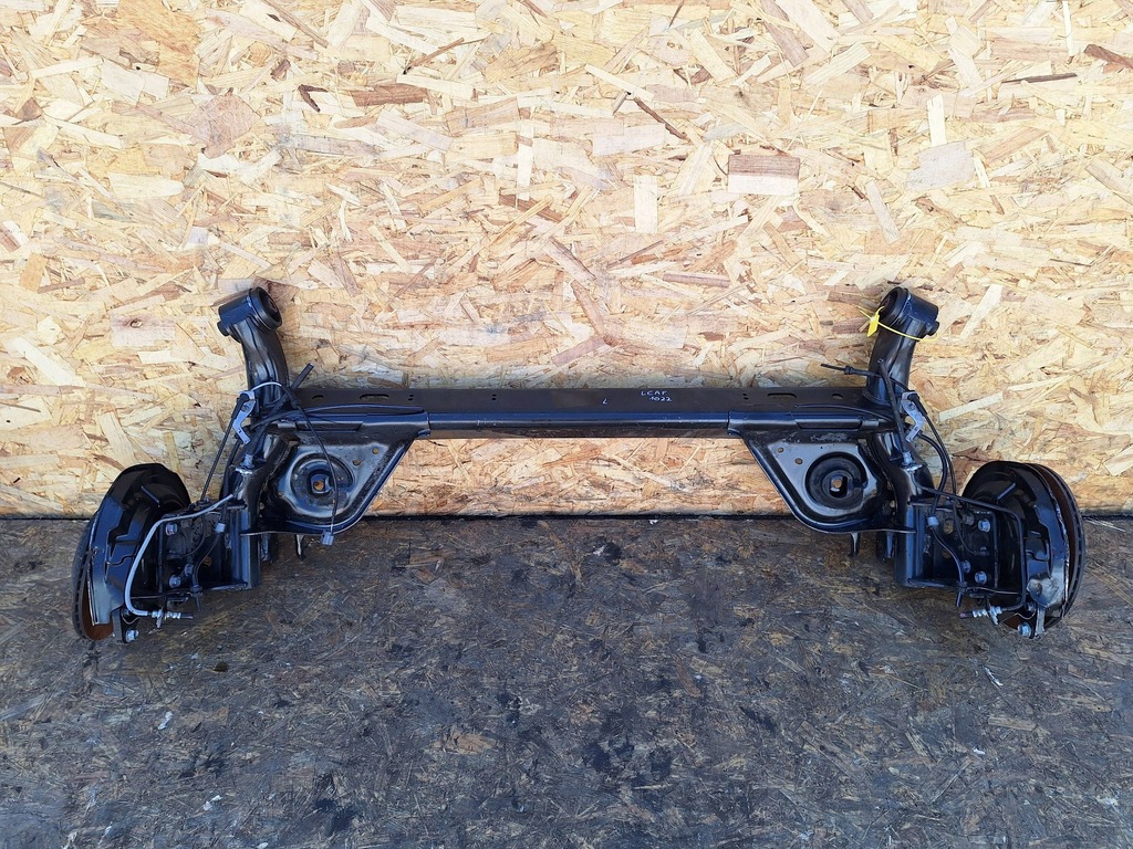 фото №1, Oś задняя балка подвеска nissan leaf ii ze1 17-