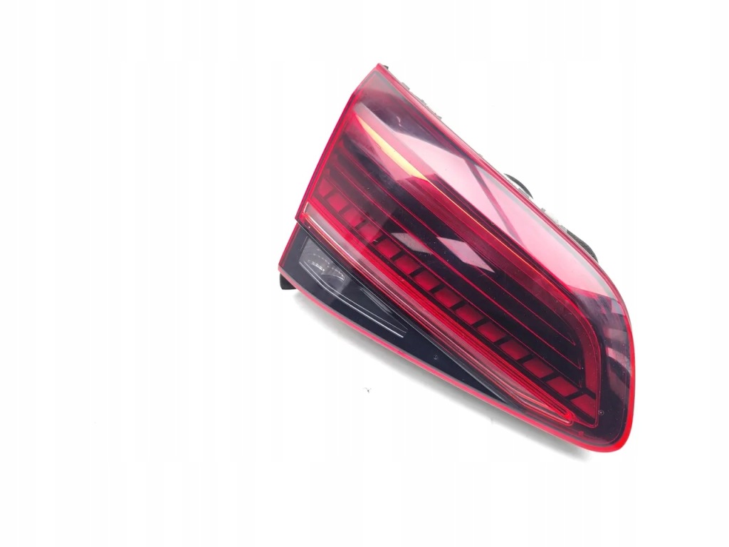 Купити Vw golf лампи задній кришки багажника задній лівий 2017 хетчбек 4/5dr 81630102