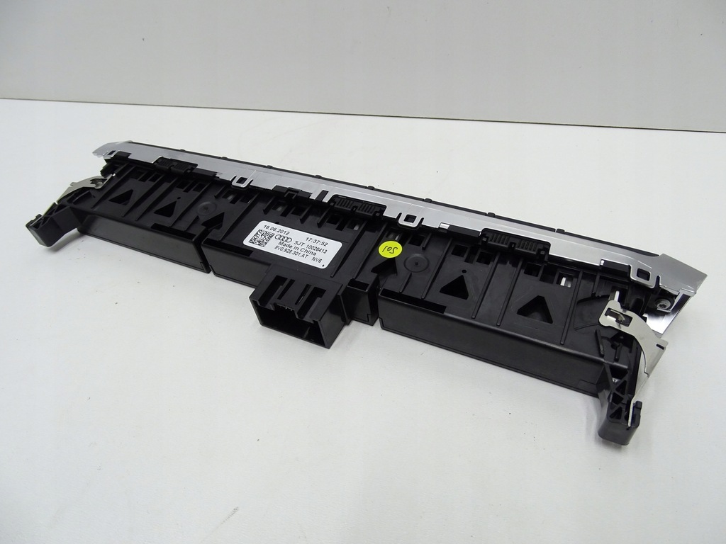 фото №11, Панель перемикач світла аварійних керування 8v0925301at audi a3 8v