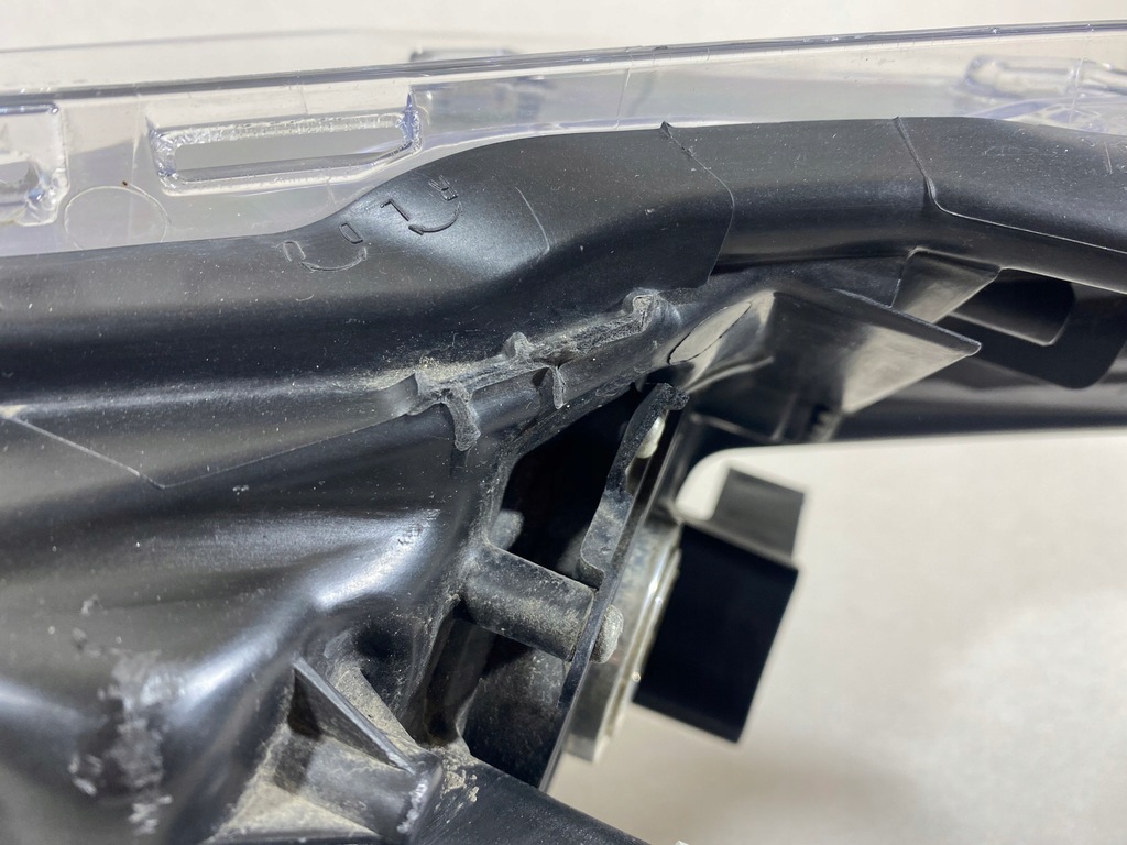 фото №5, Toyota corolla e16 правая лампа перед led eu