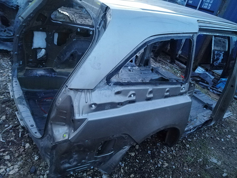 фото №1, Honda odyssey 2015 чверть крила задній задня