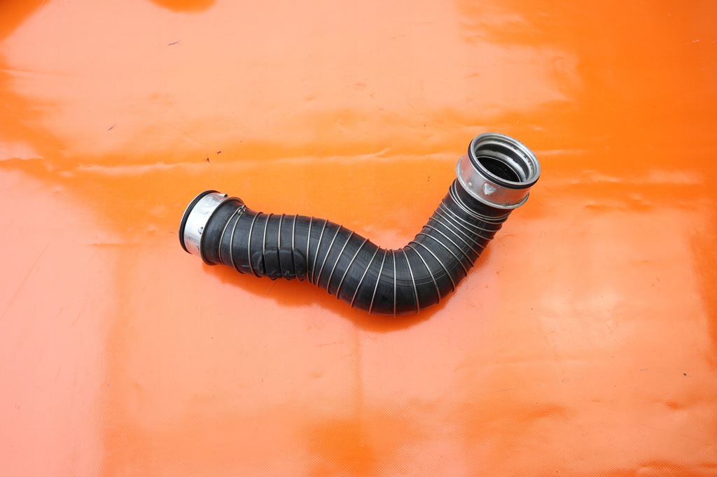 фото №1, Mercedes w203 труба шланг інтеркулер 1.8 k a2035280682