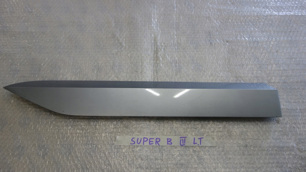 фото №1, Молдинг двері лівий задня skoda superb iii 3v0