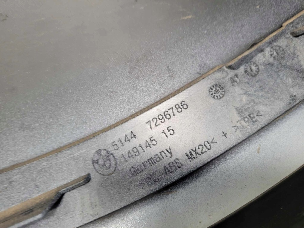 фото №10, Молдинг дахова права bmw i3 7296786 b85