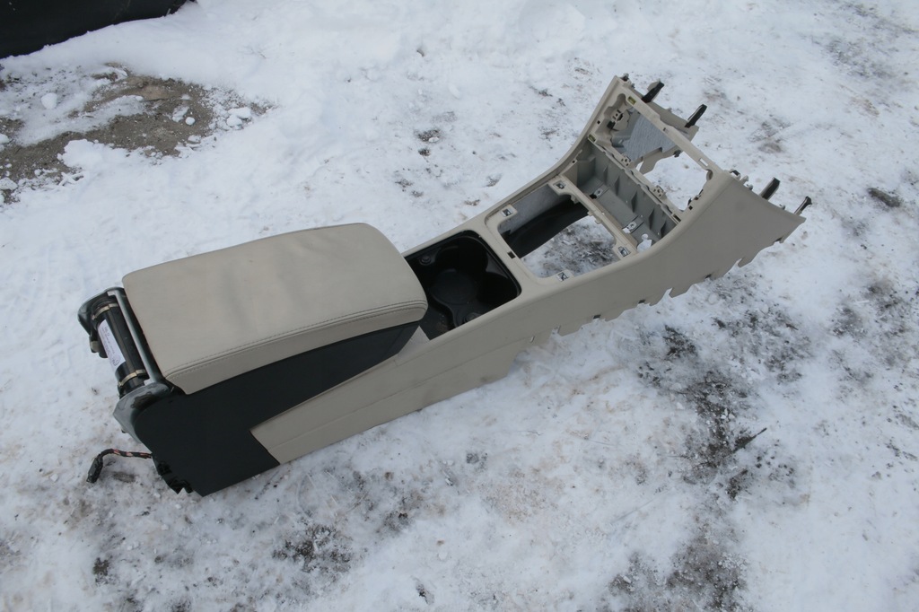 фото №1, Подлокотник vw passat cc